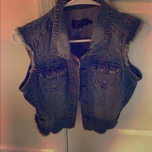 Women’s denim vest